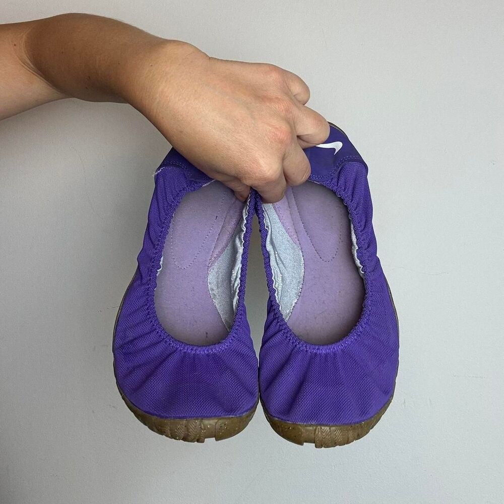 Nike Women's Purple Ballet-shoes - Picture 2 of 4